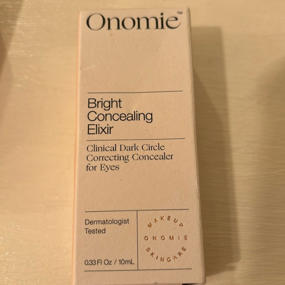 Eye concealer